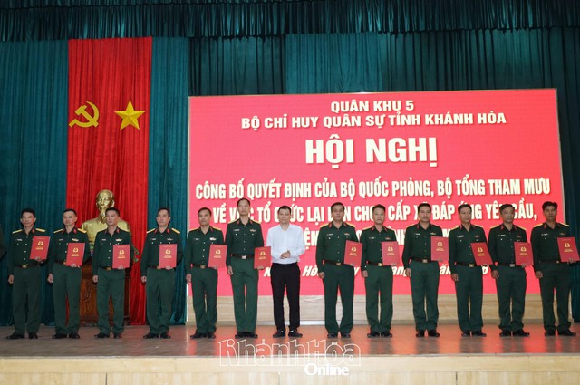 Chỉ định Chỉ huy trưởng Ban Chỉ huy quân sự xã, phường tham gia Ban Thường vụ Đảng ủy xã, phường - Ảnh 1. Chỉ định Chỉ huy trưởng Ban Chỉ huy quân sự xã, phường tham gia Ban Thường vụ Đảng ủy xã, phường - Ảnh 1.