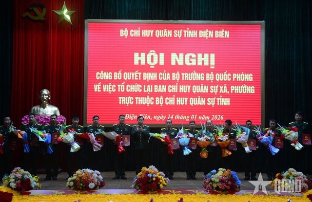 Đặc biệt quan tâm bảo đảm chế độ, chính sách đối với Ban Chỉ huy Quân sự cấp xã; bổ nhiệm 45 Chỉ huy trưởng- Ảnh 1.