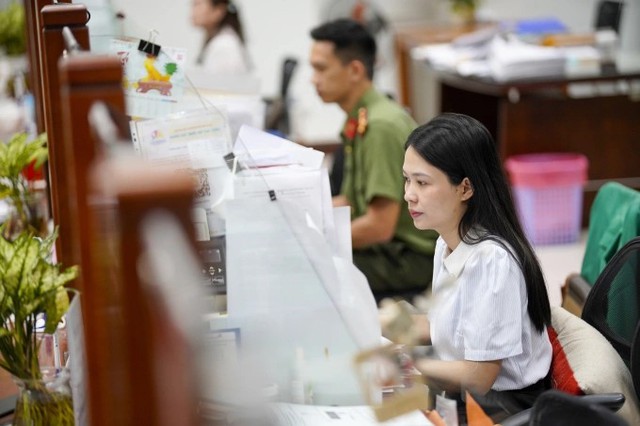 Tiếp tục thực hiện các đột phá về sắp xếp bộ máy; đẩy mạnh cung ứng dịch vụ sự nghiệp công theo cơ chế thị trường- Ảnh 1.