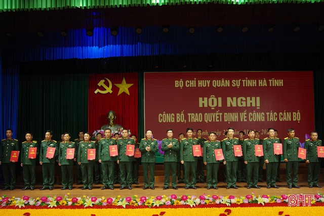 Kiện toàn Ban Chỉ huy Quân sự xã, phường: Xây dựng quân đội "tinh, gọn, mạnh"- Ảnh 2. Kiện toàn Ban Chỉ huy Quân sự xã, phường: Xây dựng quân đội "tinh, gọn, mạnh"- Ảnh 2.