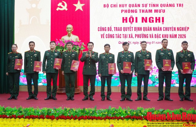 Điều động quân nhân chuyên nghiệp về Ban Chỉ huy Quân sự xã, phường- Ảnh 1. Điều động quân nhân chuyên nghiệp về Ban Chỉ huy Quân sự xã, phường- Ảnh 1.