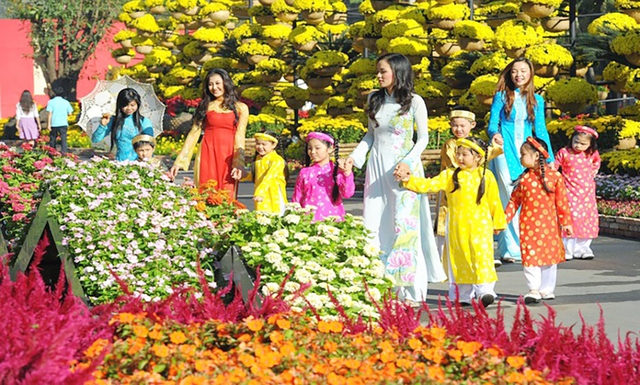 Các điểm BẮN PHÁO HOA, vui chơi đón Tết Nguyên đán Bính Ngọ 2026 tại TPHCM- Ảnh 7. Các điểm BẮN PHÁO HOA, vui chơi đón Tết Nguyên đán Bính Ngọ 2026 tại TPHCM- Ảnh 7.