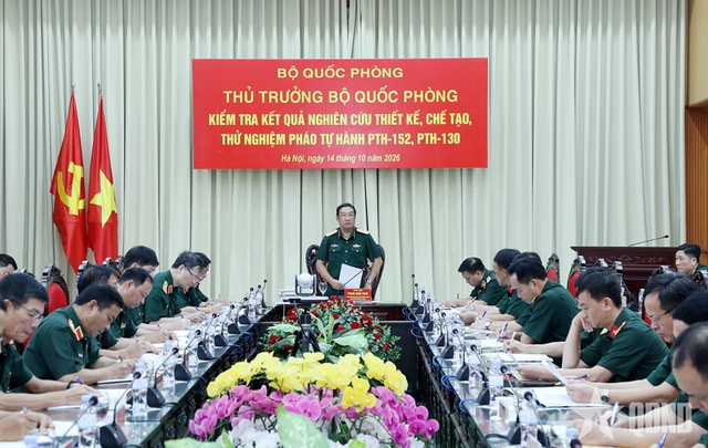 Khẩn trương hoàn thiện, nghiệm thu pháo tự hành PTH-152, PTH-130- Ảnh 2.