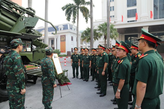 Khẩn trương hoàn thiện, nghiệm thu pháo tự hành PTH-152, PTH-130- Ảnh 3.