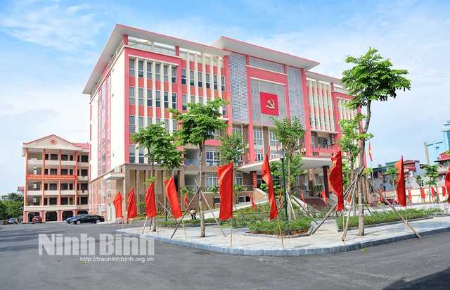 Quy định mới về cơ cấu tổ chức, biên chế của Trường chính trị tỉnh, thành phố- Ảnh 1.