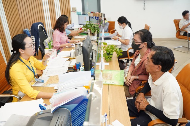 Trước 20/11, hoàn thành xác định nhu cầu nhân lực, phương án bố trí, cơ cấu đội ngũ và phương án biên chế - Ảnh 1.