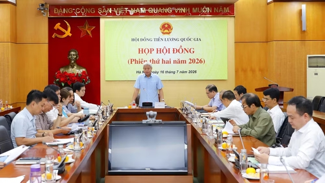 Đề xuất phân cấp cho Bộ trưởng Bộ Nội vụ bổ nhân sự Hội đồng tiền lương quốc gia - Ảnh 1.