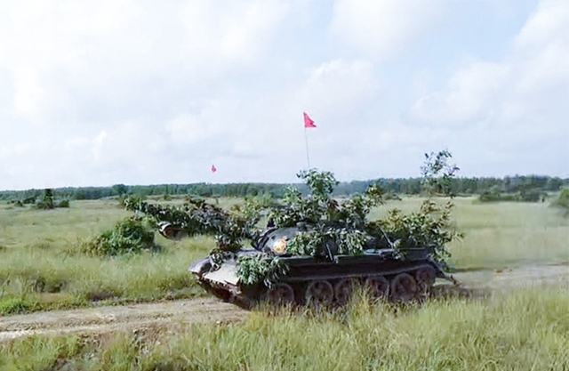 ĐẠI TƯỚNG PHAN VĂN GIANG: TOÀN QUÂN TIẾP TỤC ĐIỀU CHỈNH TỔ CHỨC 'TINH, GỌN, MẠNH'; QUYẾT TÂM NGHIÊN CỨU, SẢN XUẤT VŨ KHÍ, TRANG BỊ TIÊN TIẾN, HIỆN ĐẠI- Ảnh 5.