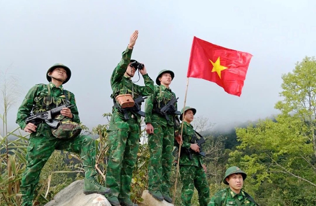 ĐẠI TƯỚNG PHAN VĂN GIANG: TOÀN QUÂN TIẾP TỤC ĐIỀU CHỈNH TỔ CHỨC 'TINH, GỌN, MẠNH'; QUYẾT TÂM NGHIÊN CỨU, SẢN XUẤT VŨ KHÍ, TRANG BỊ TIÊN TIẾN, HIỆN ĐẠI- Ảnh 12.