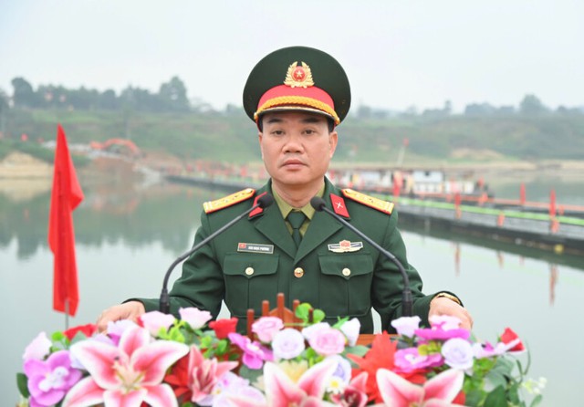 XUÂN BÍNH NGỌ: 'THẦN TỐC' thông xe CẦU PHAO ĐOAN HÙNG bắc qua sông Lô - Công trình mang ý nghĩa đặc biệt- Ảnh 10.