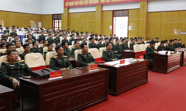 Tiếp tục điều động, bổ nhiệm cán bộ về Ban Chỉ huy quân sự cấp xã- Ảnh 1.