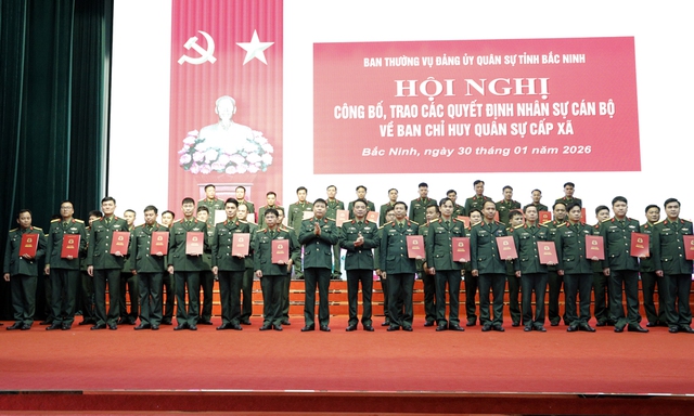 Tiếp tục điều động, bổ nhiệm cán bộ về Ban Chỉ huy quân sự cấp xã- Ảnh 2.