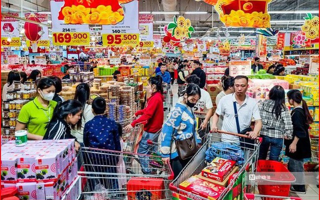 TẾT NGUYÊN ĐÁN BÍNH NGỌ: Tổ chức bắn pháo hoa; chi trả đầy đủ tiền lương, tiền thưởng; trả gộp 2 tháng lương hưu; không để thiếu hàng, tăng giá bất hợp lý- Ảnh 2.