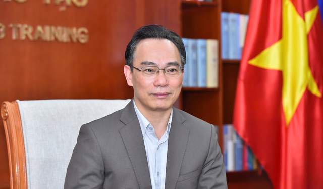 Tiểu sử đồng chí Hoàng Minh Sơn, Quyền Bộ trưởng Bộ Giáo dục và Đào tạo- Ảnh 1.