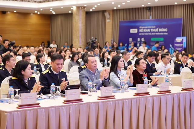 TRỰC TIẾP: Hội thảo 