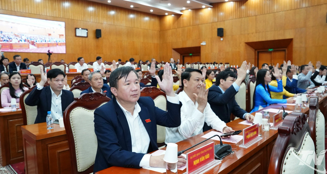 Đồng chí Dương Văn Lượng được bầu làm Phó Chủ tịch UBND tỉnh Thái Nguyên- Ảnh 1.