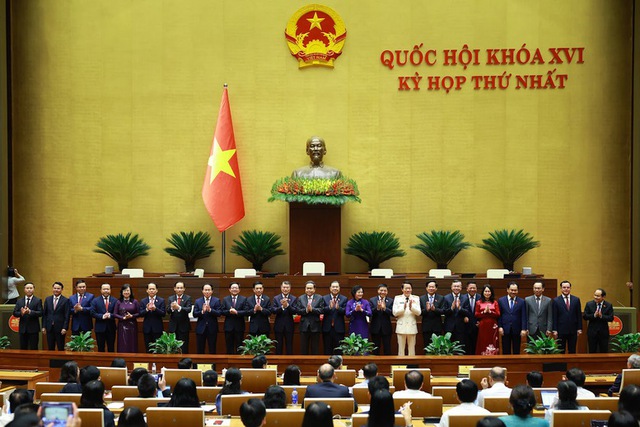 QUỐC HỘI PHÊ CHUẨN BỔ NHIỆM CÁC PHÓ THỦ TƯỚNG, BỘ TRƯỞNG, THÀNH VIÊN CHÍNH PHỦ...- Ảnh 6.