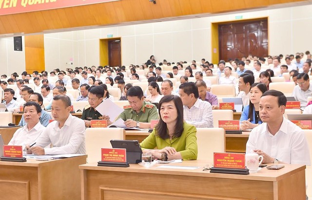 Tiếp tục hoàn thiện tổ chức bộ máy; triển khai sắp xếp thôn, tổ dân phố- Ảnh 1.
