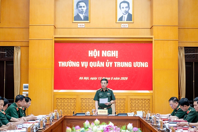 Nghiên cứu phương án, triển khai các biện pháp để sớm bảo đảm đủ quân số tại Ban CHQS cấp xã- Ảnh 1.