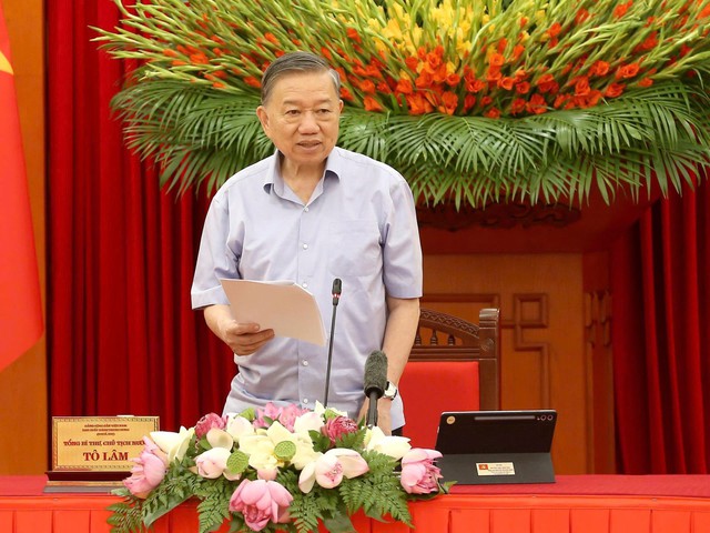 TỔNG BÍ THƯ, CHỦ TỊCH NƯỚC TÔ LÂM: MỌI CHÍNH SÁCH GIÁO DỤC PHẢI ĐƯỢC ĐO BẰNG SỰ TIẾN BỘ, HẠNH PHÚC VÀ TƯƠNG LAI CỦA NGƯỜI HỌC- Ảnh 3. TỔNG BÍ THƯ, CHỦ TỊCH NƯỚC TÔ LÂM: MỌI CHÍNH SÁCH GIÁO DỤC PHẢI ĐƯỢC ĐO BẰNG SỰ TIẾN BỘ, HẠNH PHÚC VÀ TƯƠNG LAI CỦA NGƯỜI HỌC- Ảnh 3.
