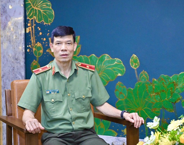 Phân cấp giải quyết thủ tục hành chính theo nguyên tắc “bốn giảm”- Ảnh 1. Phân cấp giải quyết thủ tục hành chính theo nguyên tắc “bốn giảm”- Ảnh 1.