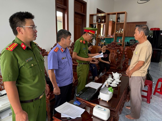 Khởi tố nguyên Giám đốc, Phó Giám đốc, Kế toán trưởng, Trưởng phòng gây thất thoát, lãng phí tài sản nhà nước- Ảnh 2.