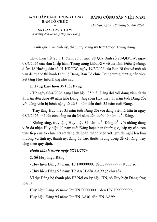 Ban Tổ chức Trung ương hướng dẫn XÉT TẶNG HUY HIỆU ĐẢNG- Ảnh 1.