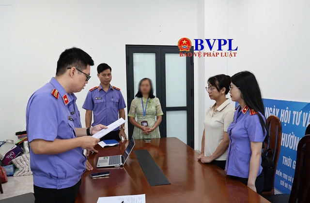 Khởi tố, bắt tạm giam nguyên Kiểm sát viên làm sai lệch hồ sơ vụ án- Ảnh 1.