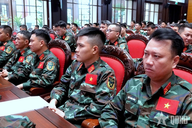 Bộ Quốc phòng xuất quân tham gia cứu nạn, hỗ trợ khắc phục hậu quả thảm họa động đất tại Venezuela- Ảnh 6.