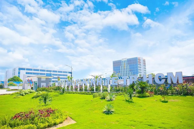 Điểm sàn Đại học Kinh tế TPHCM (UEH) 2026- Ảnh 1.