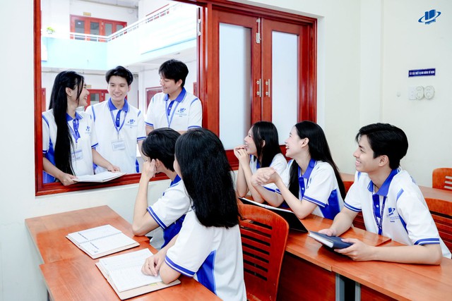 Điểm chuẩn Trường Đại học Mở TPHCM 2026- Ảnh 2.