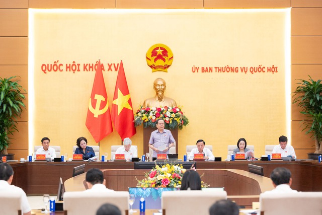 Kỳ họp không thường lệ thứ Nhất phải ghi dấu bằng thể chế được hoàn thiện và những động lực phát triển mới được mở ra cho đất nước- Ảnh 3.