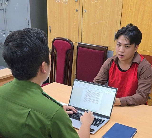 Khởi tố, bắt tạm giam Phạm Tuấn ENTERTAINMENT "đàn em của Khá Bảnh" cùng ổ nhóm giang hồ mạng- Ảnh 2.