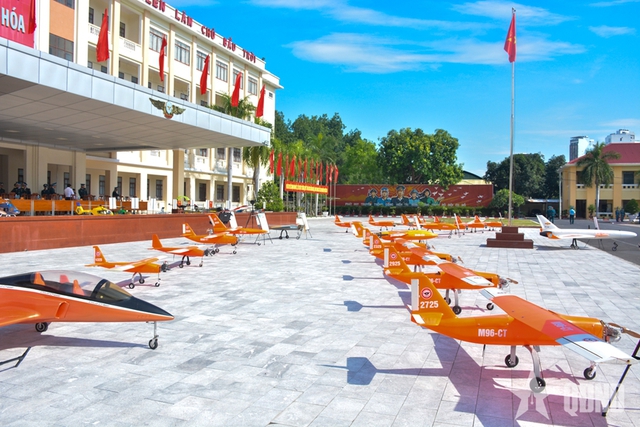 Bộ Quốc phòng thành lập Trung tâm Huấn luyện thực hành phương tiện không người lái- Ảnh 4.