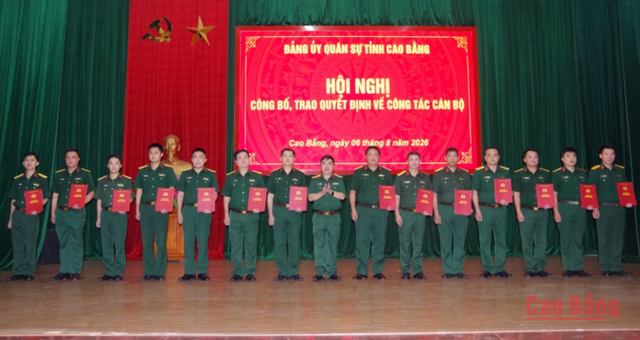 Điều động sĩ quan, sắp xếp, điều chỉnh, tổ chức lại lực lượng quân sự địa phương- Ảnh 3.