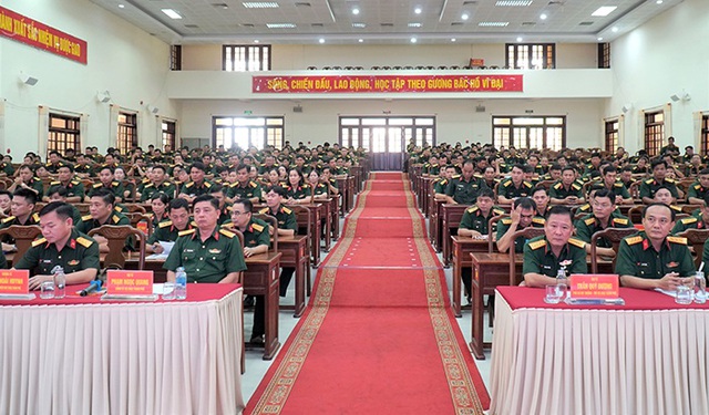 Sắp xếp, giải thể, kiện toàn tổ chức quân sự địa phương; điều động, bổ nhiệm cán bộ, quân nhân, binh sĩ- Ảnh 1.