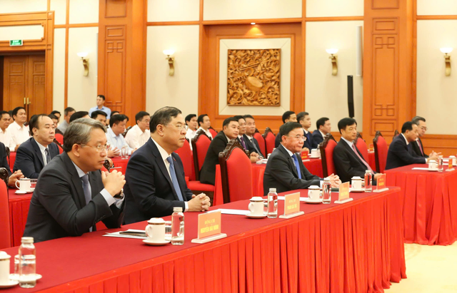 CÔNG BỐ CÁC QUYẾT ĐỊNH CỦA BỘ CHÍNH TRỊ, BAN BÍ THƯ VỀ CÔNG TÁC CÁN BỘ- Ảnh 3.