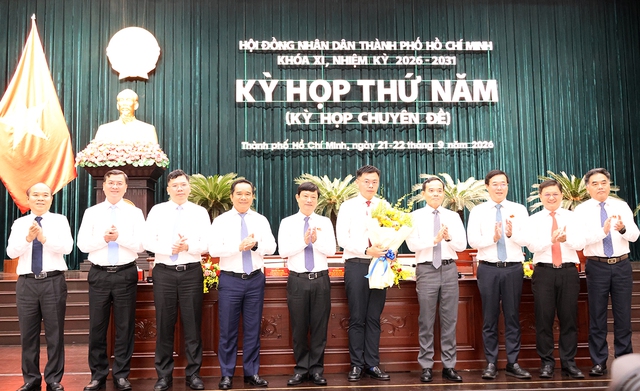 Tiểu sử đồng chí Trương Minh Huy Vũ, tân Phó Chủ tịch UBND TPHCM- Ảnh 1.