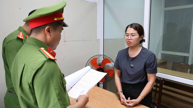 Khởi tố, bắt tạm giam một loạt cán bộ trật tự đô thị; lãnh đạo, nhân viên điện lực, cấp nước...- Ảnh 5.