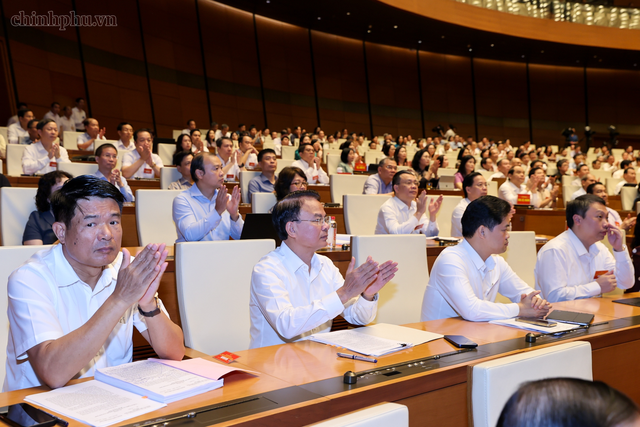 HỘI NGHỊ TOÀN QUỐC QUÁN TRIỆT, TRIỂN KHAI THỰC HIỆN 6 NGHỊ QUYẾT, CHỈ THỊ CỦA BỘ CHÍNH TRỊ- Ảnh 12.