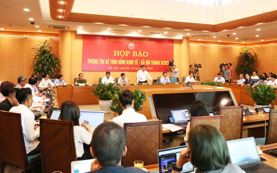 Những gì cấp dưới thực hiện tốt hơn thì để cấp dưới thực hiện, tránh ôm đồm
