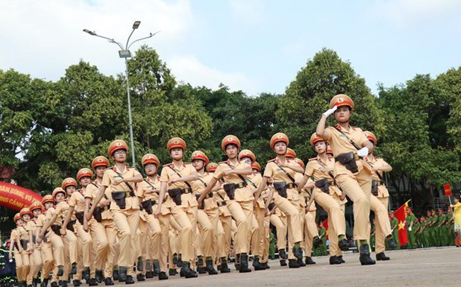 Bãi bỏ Nghị định quy định cấp bậc hàm sĩ quan, hạ sĩ quan Công an nhân dân