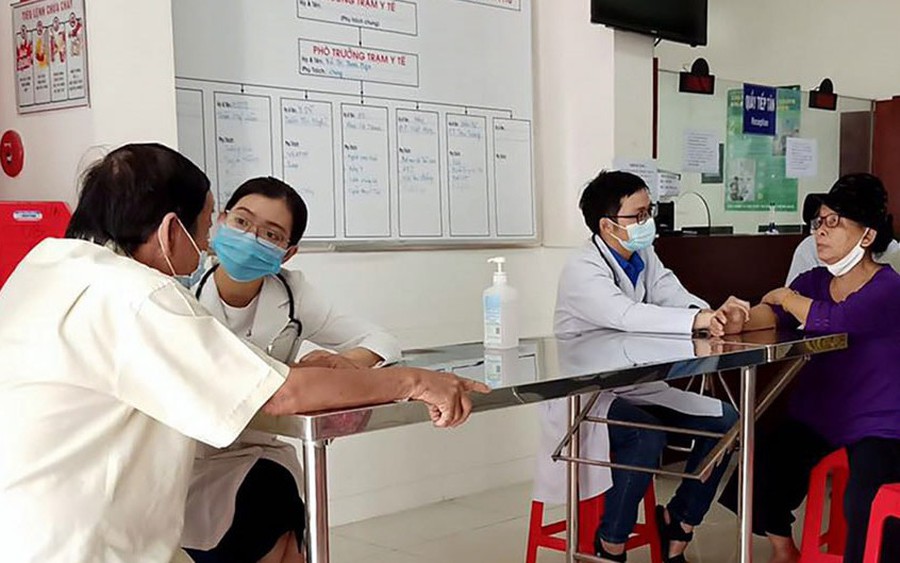 Đề xuất chính sách đặc thù tăng cường nhân lực cho Trạm y tế