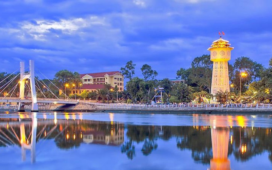 Hướng dẫn khung cơ cấu tổ chức bộ máy, biên chế; xây dựng phương án nhân sự cấp ủy xã phường, đặc khu thành lập mới