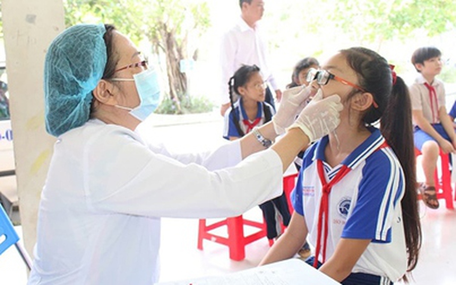 Nâng mức hỗ trợ đóng bảo hiểm y tế với học sinh, sinh viên