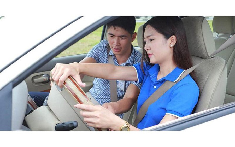 Thông tư 14/2025/TT-BXD về đào tạo lái xe; bồi dưỡng, kiểm tra, cấp chứng chỉ bồi dưỡng kiến thức pháp luật giao thông đường bộ