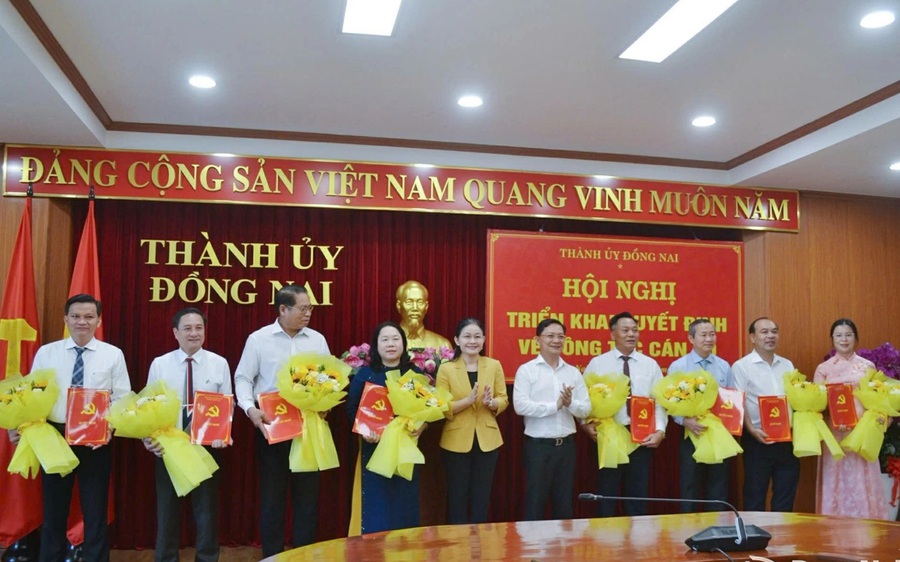Điều động 2 Thành ủy viên giữ chức vụ mới