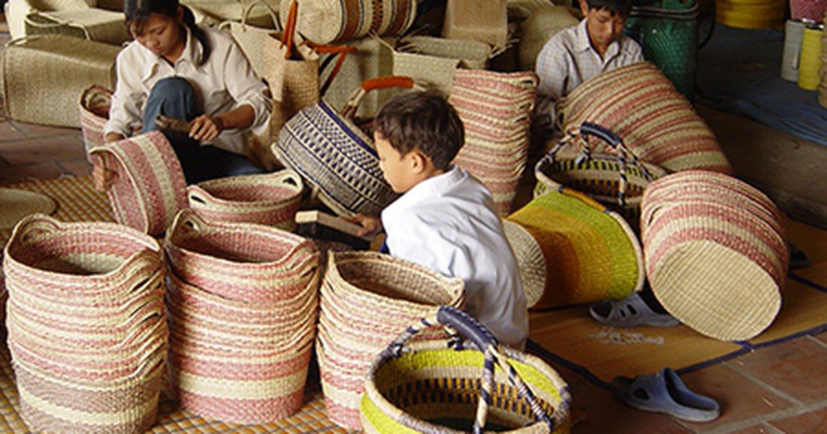 Chi tiết MỨC PHẠT, HÀNH VI vi phạm quy định sử dụng lao động chưa thành niên
