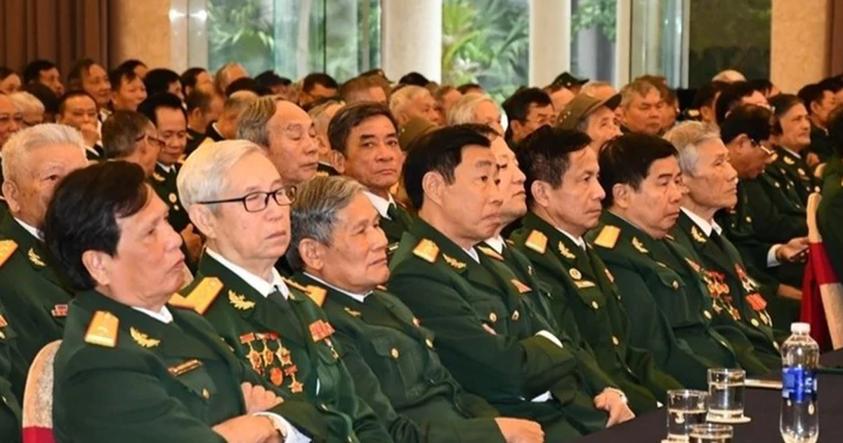Sửa đổi, bổ sung chế độ trợ cấp một lần với sĩ quan nghỉ hưu trước hạn tuổi theo cấp bậc