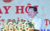 Thống nhất ý Đảng, lòng dân, xây dựng quê hương, đất nước ngày càng giàu mạnh, dân chủ, văn minh